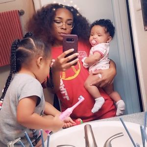 Meet your Posher, Leasha